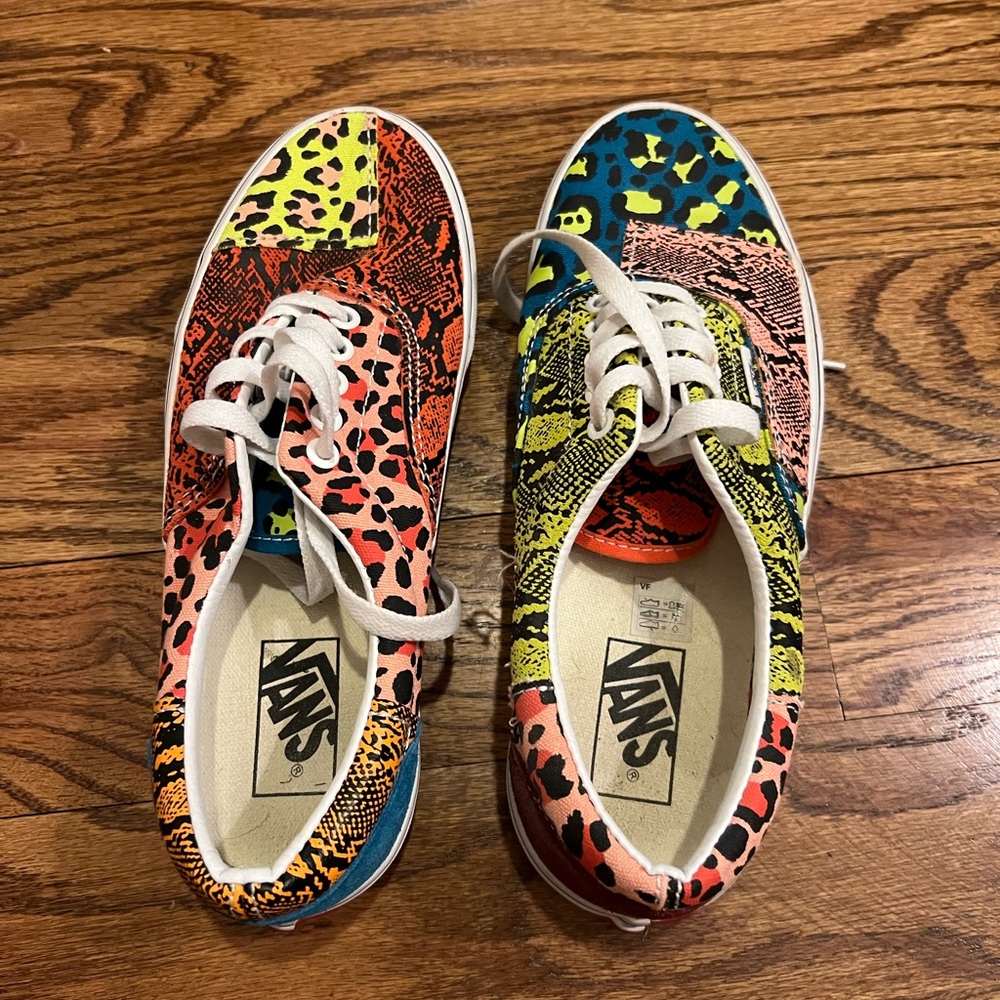 Women’s shoe